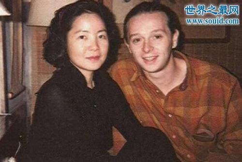 老梁说邓丽君之死真相,曝邓丽君情史最爱的是谁保罗没有辜负她吗