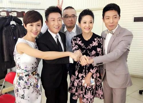 42岁欧阳夏丹素颜照显憔悴，欧阳夏丹老公是谁结婚生过孩子吗？