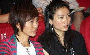 42岁欧阳夏丹素颜照显憔悴，欧阳夏丹老公是谁结婚生过孩子吗？