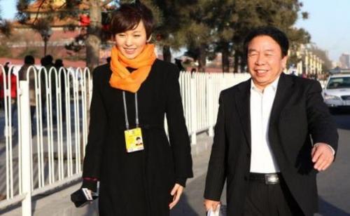 42岁欧阳夏丹素颜照显憔悴，欧阳夏丹老公是谁结婚生过孩子吗？