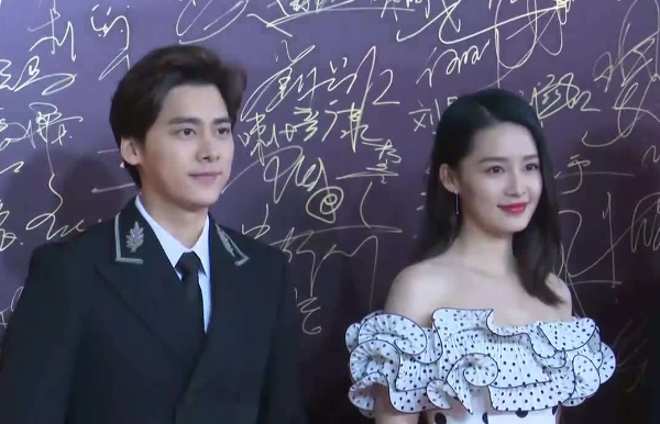 李沁李易峰为什么分手还会合作吗?李沁李易峰细节暴露真实情感