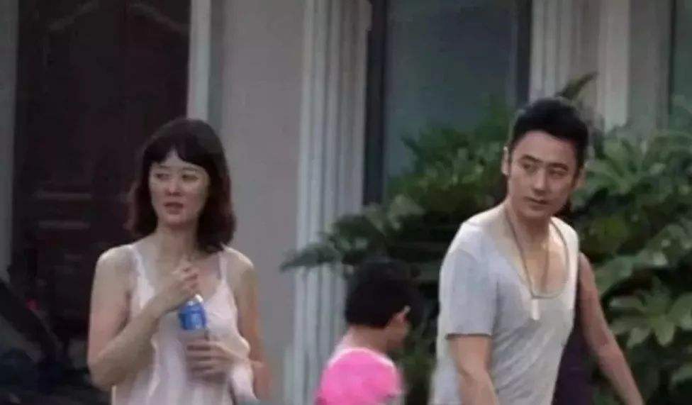 吴秀波和儿子近照无互动闹翻了吗?吴秀波为什么给儿子取这个名字
