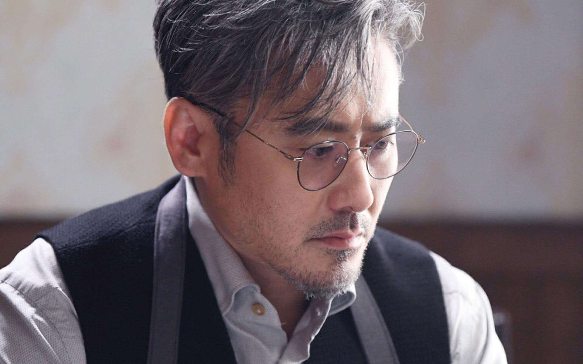 吴秀波和儿子近照无互动闹翻了吗?吴秀波为什么给儿子取这个名字