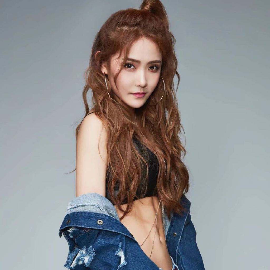 香蕉娱乐陆定昊什么行为被辞退 陆定昊是不是弯的女友是魏冰雪吗