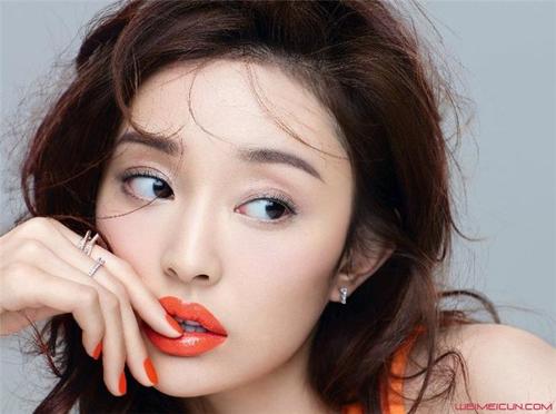 盖玥希怎么那么高身材曼妙诱人?盖玥希床戏有哪些大人物胸口剧照