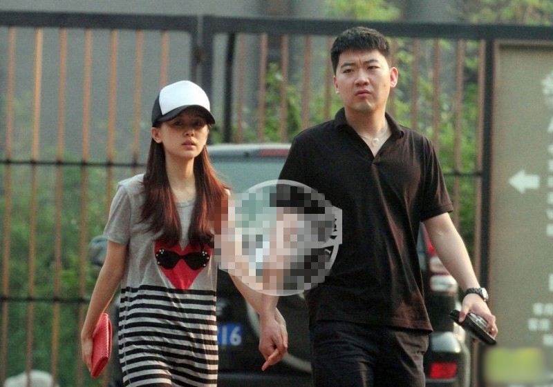 王子文老公是谁资料背景曝光是他?网曝王子文隐婚有孩子了真假?