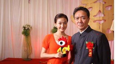 李幼斌几个老婆婚史现任妻子照片,前妻张瑞琪儿子李小珂资料照片