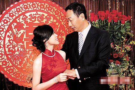 曾馨莹有心计?曾馨莹为何能夺夫如何有心机有婚史么家境面相八字