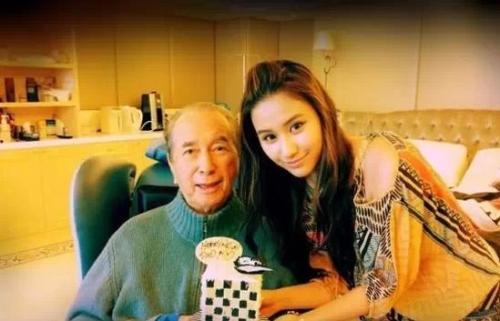 何超莲是几太生的个人资料身高情史绯闻,现任男友窦骁感情生活