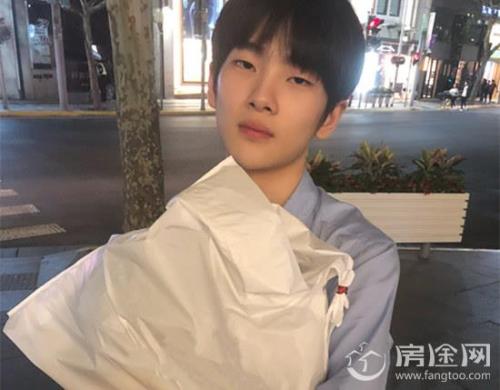 周震南自爆感情经历女朋友是谁照片?周震南女朋友怀孕具体咋回事