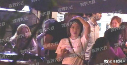 黄柏钧结婚了么老婆和孩子咋回事?黄柏钧王菊在一起恋情是真的吗