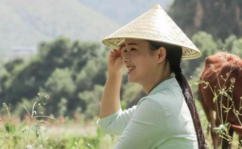 云南妹子滇西小哥多大个人资料真实身份家境父母介绍,其老公是谁