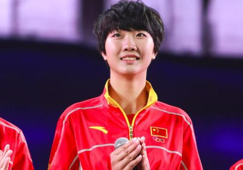 女排袁心玥是军人吗军装照片?袁心玥多高为什么那么高男人们都怕