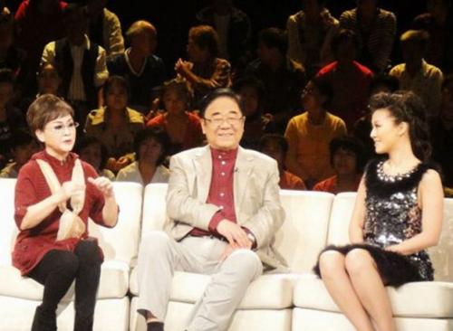 金铁霖李谷一离婚原因,李谷一现任丈夫肖卓能简介女儿是干什么的