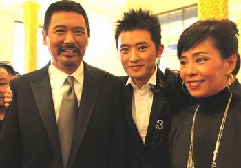任泉婚姻状况有孩子吗和黄琦雯是夫妻吗?任泉老婆黄琦雯婚纱照