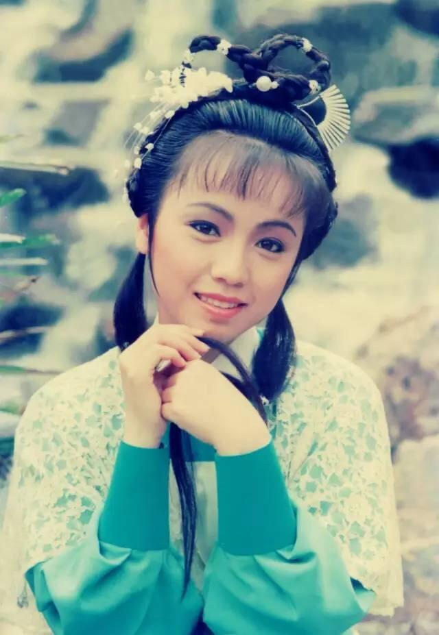 江华爱过邓萃雯吗为什么算计她?邓萃雯情史揭秘为何甘愿做小三?