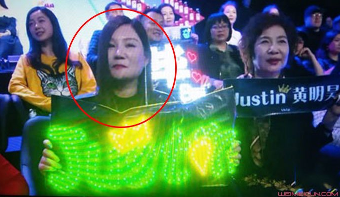 justin黄明昊家境到底多有钱爸爸是干什么的?黄明昊单亲家庭原因