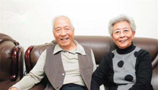 于谦家里真的很有钱吗祖上是皇族?于谦家庭背景父亲的真实身份