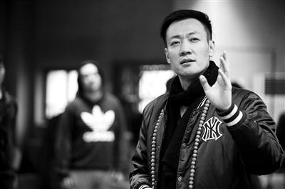 辛柏青的家庭出身父母是演员?辛柏青和朱媛媛离婚传闻怎么来的?