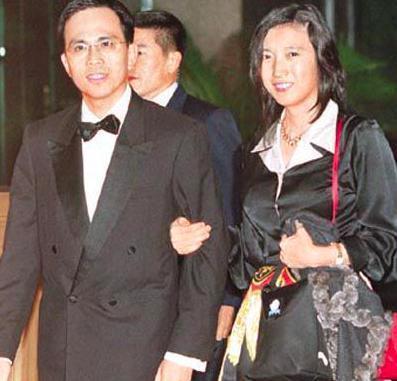 李泽钜妻子王富信在李家地位过的不幸福?王富信为什么改名王俪桥
