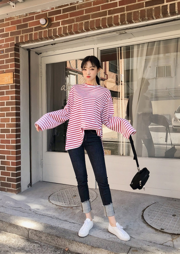 条纹上衣配什么裤子好看搭配图片 条纹元素穿出时髦复古