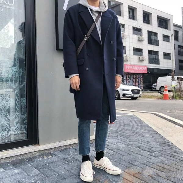 深蓝色大衣怎么搭配男配什么内搭好看 冬季必备深蓝色大衣