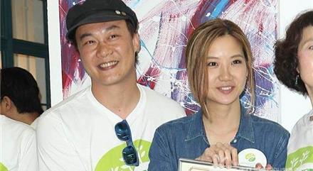 女歌手卢凯彤为何坠楼身亡是自杀吗生前经历,太太余静萍资料照片