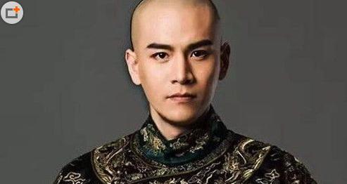 如懿传凌云彻爱谁魏嬿婉还是如懿?如懿喜欢凌云彻吗他们的爱情