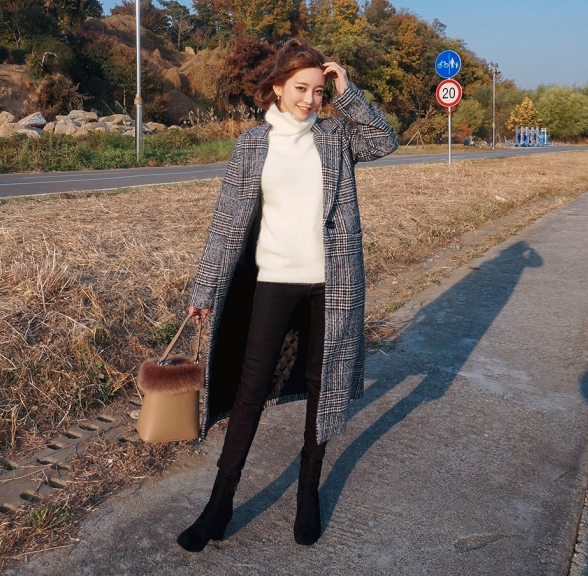 格纹大衣怎样搭配最好内搭什么好看 get大热的格纹元素