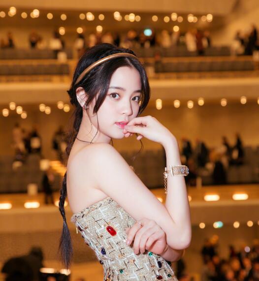 欧阳娜娜怎么了为什么被央视除名?欧阳娜娜事件始末分析大揭秘?