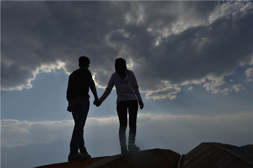 跟前女友复合的聊天技巧套路 找死心的前女友复合该说些什么话