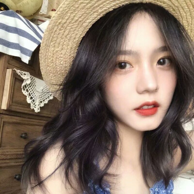 双鱼座女生和什么星座男生最配排名,双鱼座和什么星座夫妻最多?