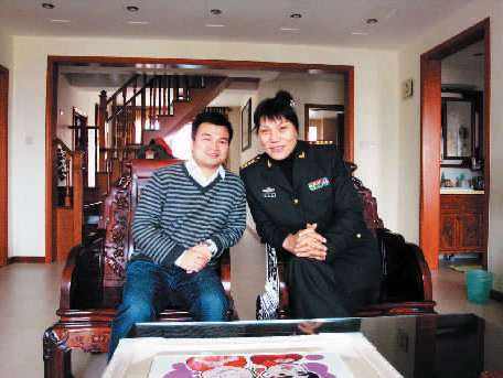 运动员郑海霞个人资料简介是军人吗?郑海霞为什么是男声有孩子吗
