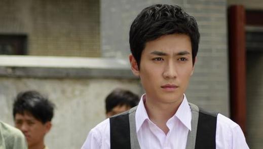 朱一龙为什么变好看了现在女朋友是谁?朱一龙新剧被拒绝怎么回事