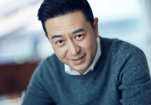 张嘉译前妻有几个岳红是张嘉译前妻吗?张嘉译张凯丽又是啥关系?