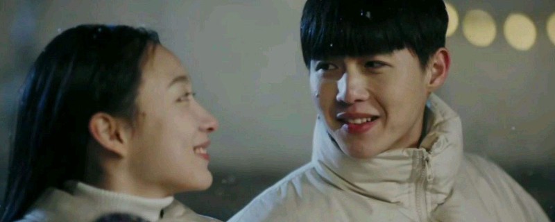 如此可爱的我们祝今宵最后和谁在一起了?